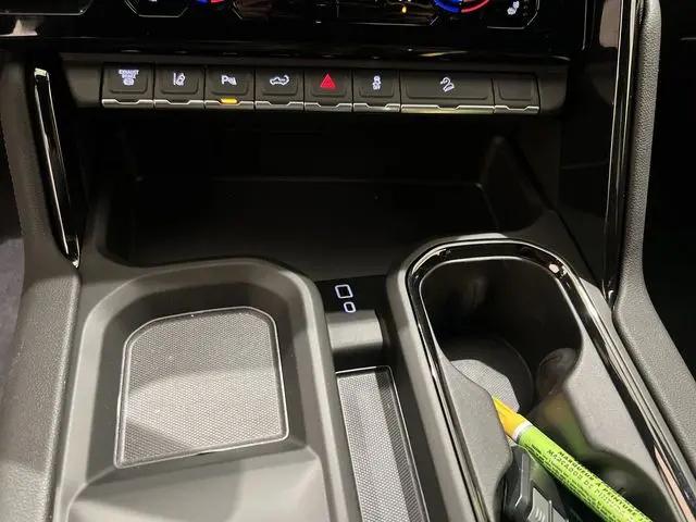 2026 GMC Sierra 3500HD Crew Cab, Long Bed, AT4 Dual Rear Wheel, 4WD