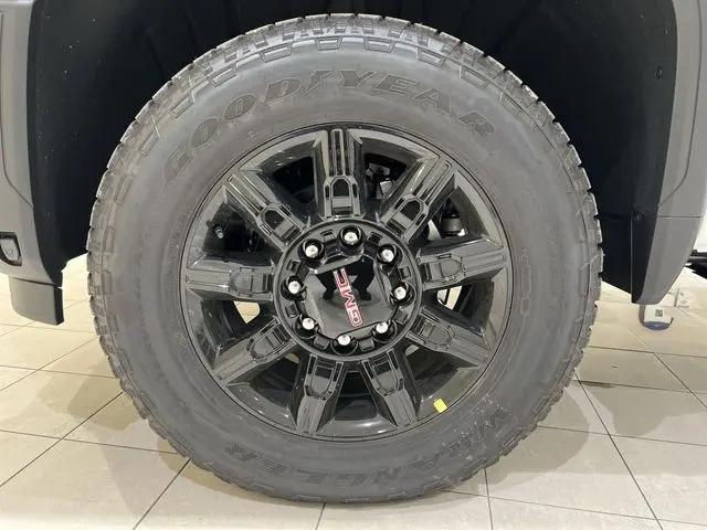2026 GMC Sierra 3500HD Crew Cab, Long Bed, AT4 Dual Rear Wheel, 4WD