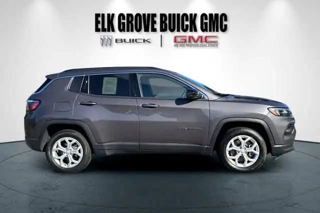 2024 Jeep Compass Latitude 4x4