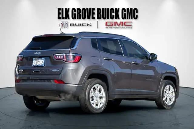 2024 Jeep Compass Latitude 4x4