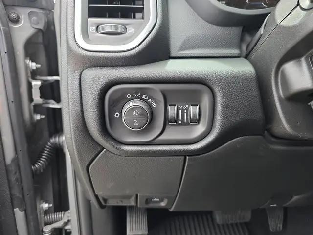 2026 Ram 3500 Laramie Crew Cab 4x4 8' Box