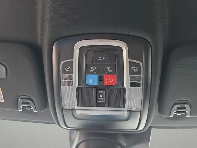 2026 Ram 3500 Laramie Crew Cab 4x4 8' Box