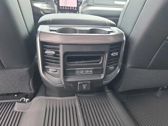 2026 Ram 3500 Laramie Crew Cab 4x4 8' Box