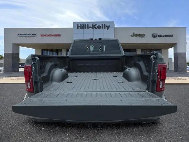 2026 Ram 3500 Laramie Crew Cab 4x4 8' Box