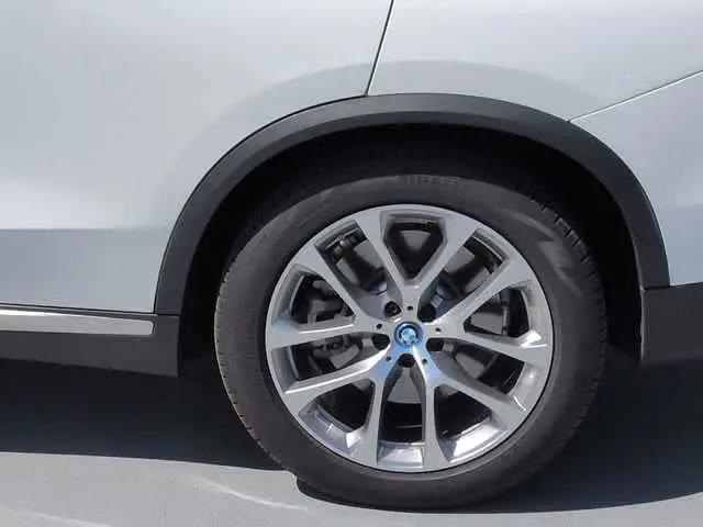 2024 BMW X5 xDrive50e