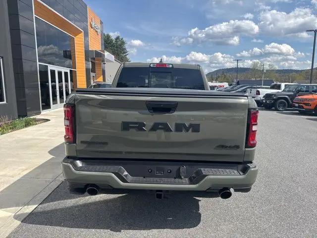 2026 Ram 1500 Big Horn Crew Cab 4x4 5'7" Box