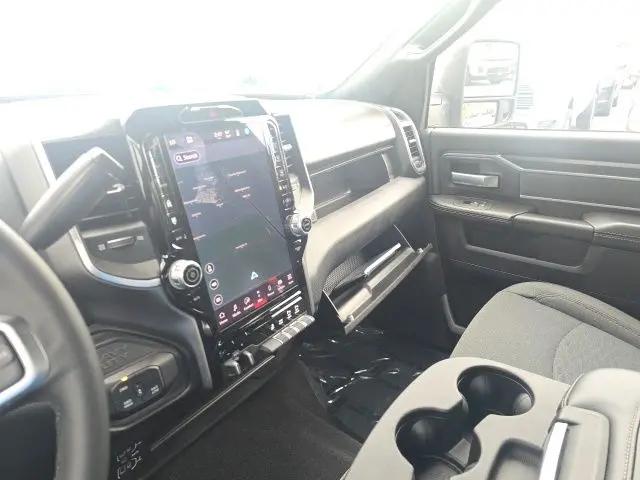 2025 Ram 2500 Big Horn Crew Cab 4x4 6'4" Box