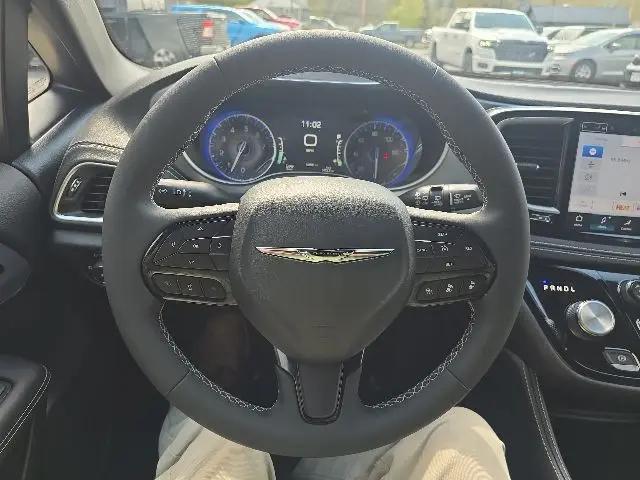 2026 Chrysler Pacifica Limited AWD