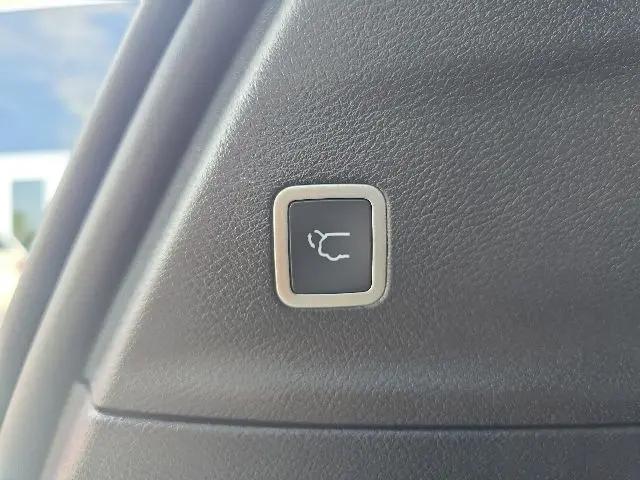 2026 Chrysler Pacifica Limited AWD