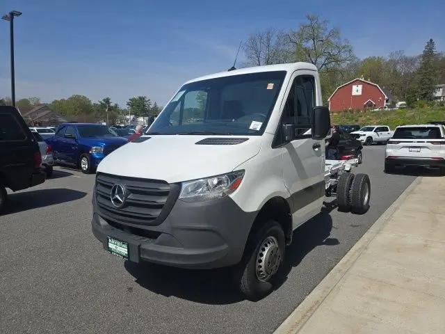 2023 Mercedes-Benz Sprinter 3500XD Chassis Standard Roof 4-Cyl Diesel HO