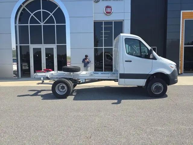 2023 Mercedes-Benz Sprinter 3500XD Chassis Standard Roof 4-Cyl Diesel HO