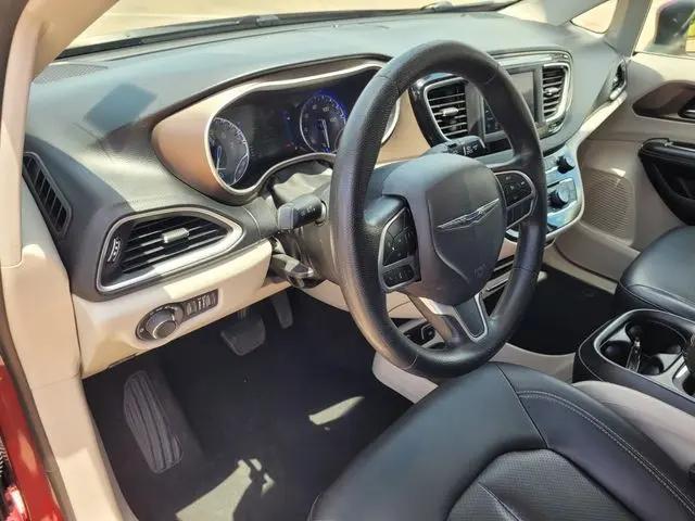 2020 Chrysler Voyager LXI