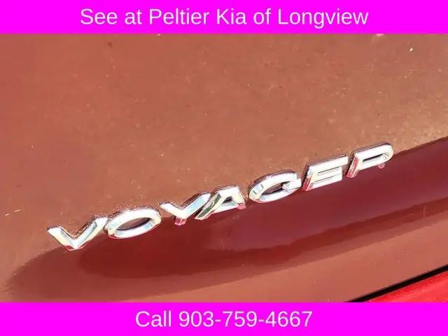 2020 Chrysler Voyager LXI