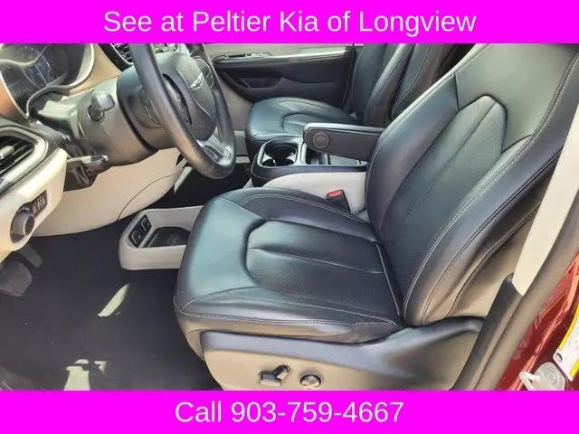 2020 Chrysler Voyager LXI