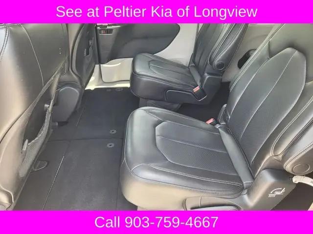 2020 Chrysler Voyager LXI
