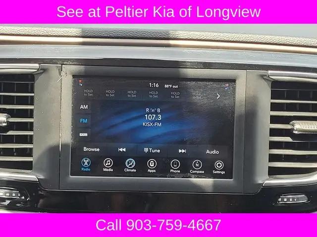 2020 Chrysler Voyager LXI