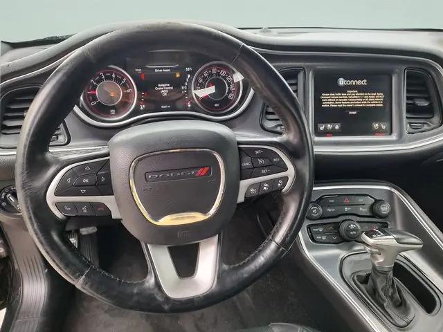 2016 Dodge Challenger SXT Plus