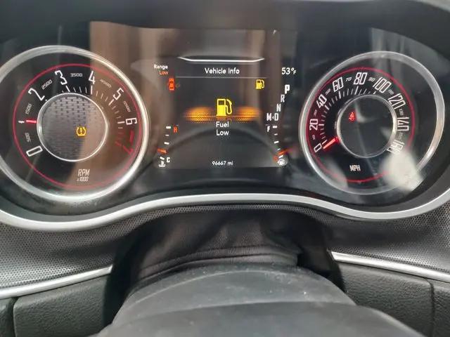 2016 Dodge Challenger SXT Plus