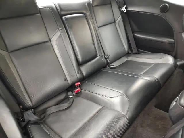 2016 Dodge Challenger SXT Plus