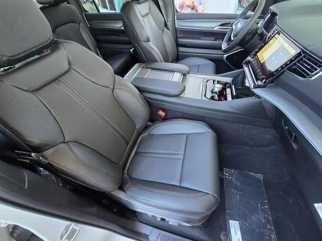 2026 Jeep Grand Wagoneer Limited Reserve 4x4