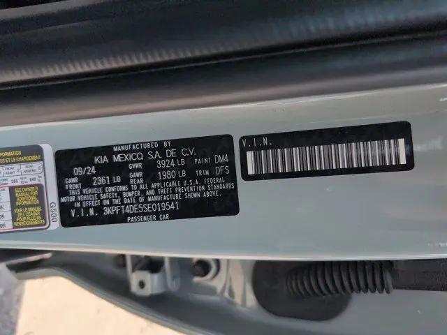 2025 Kia K4 LXS