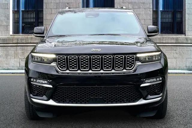 2023 Jeep Grand Cherokee Summit Reserve 4x4