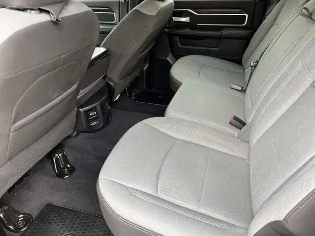 2024 Ram 3500 Big Horn Crew Cab 4x4 8' Box