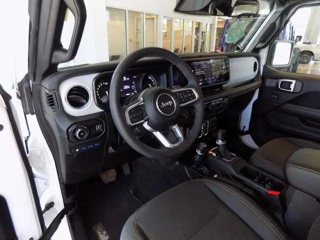 2025 Jeep Wrangler 4xe Sahara 4xe
