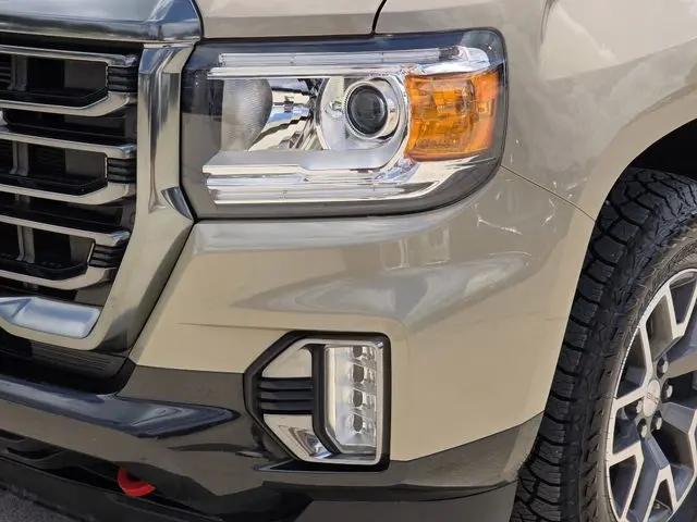 2022 GMC Canyon 4WD Crew Cab Short Box AT4 - Cloth