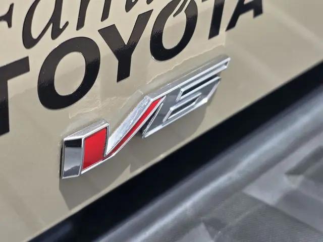 2022 GMC Canyon 4WD Crew Cab Short Box AT4 - Cloth