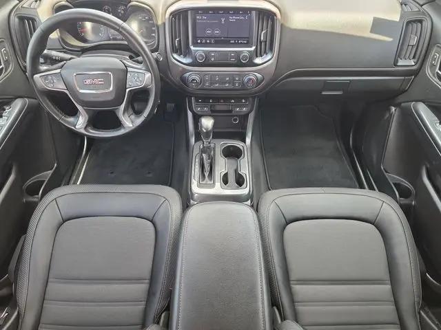 2022 GMC Canyon 4WD Crew Cab Short Box AT4 - Cloth