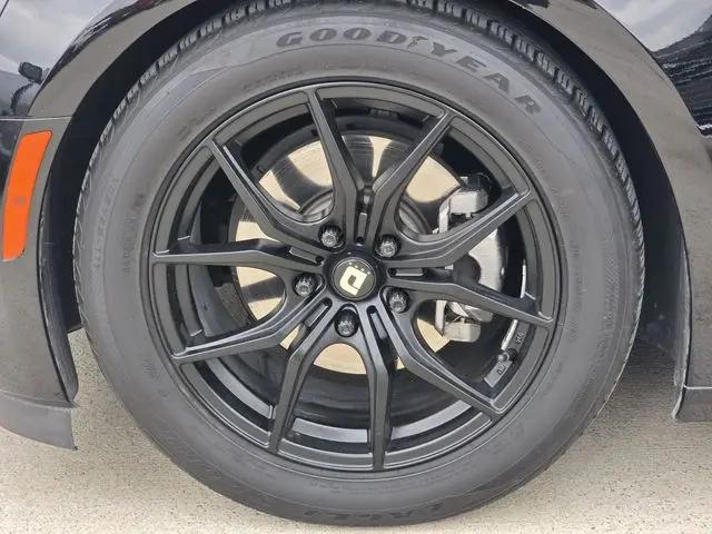 2020 Chevrolet Camaro RWD Coupe 1LT