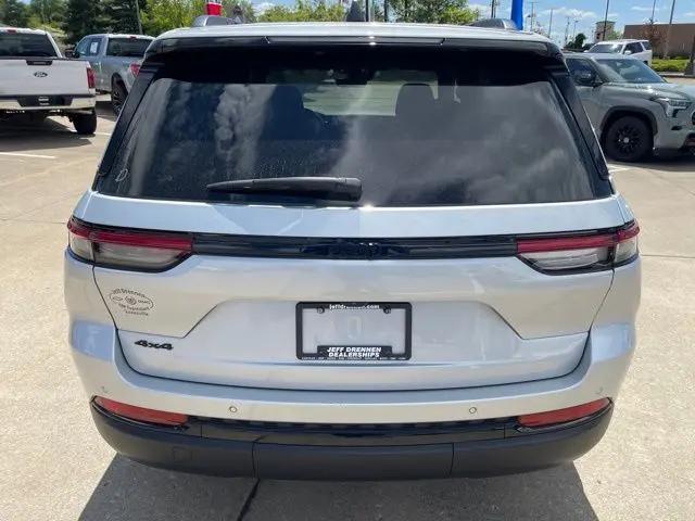 2025 Jeep Grand Cherokee Altitude 4x4