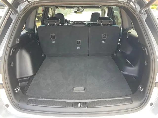 2025 Jeep Grand Cherokee Altitude 4x4