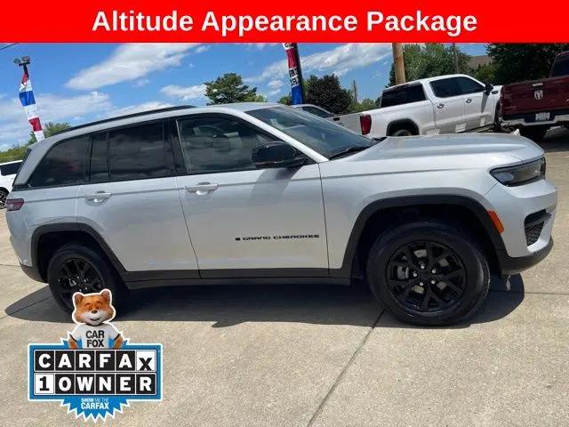 2025 Jeep Grand Cherokee Altitude 4x4 for sale in Zanesville, OH