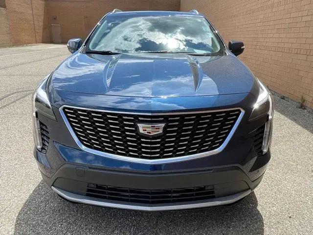 2021 Cadillac XT4 AWD Premium Luxury