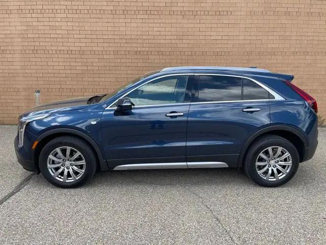 2021 Cadillac XT4 AWD Premium Luxury