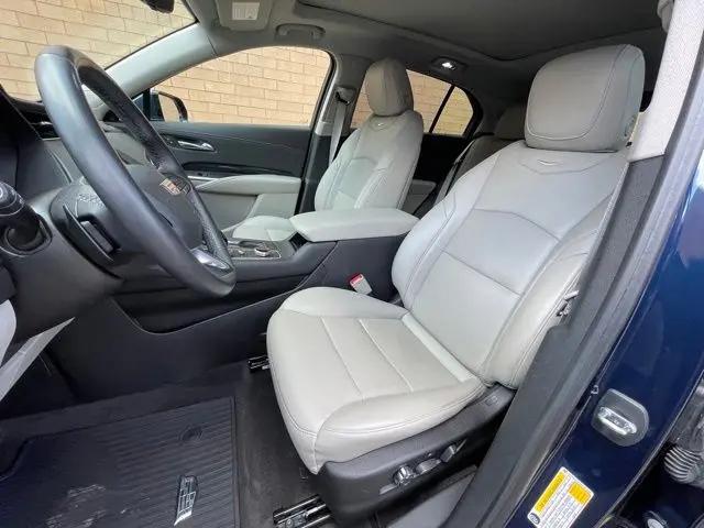 2021 Cadillac XT4 AWD Premium Luxury