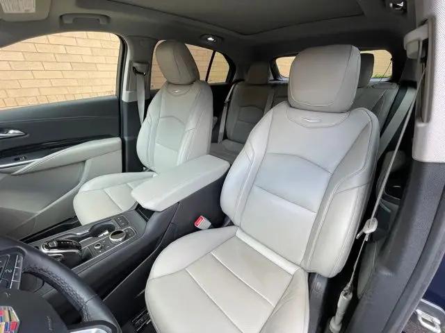 2021 Cadillac XT4 AWD Premium Luxury
