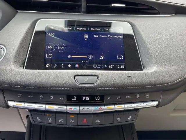 2021 Cadillac XT4 AWD Premium Luxury