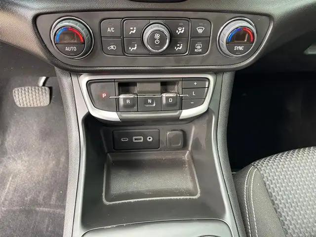 2022 GMC Terrain AWD SLE