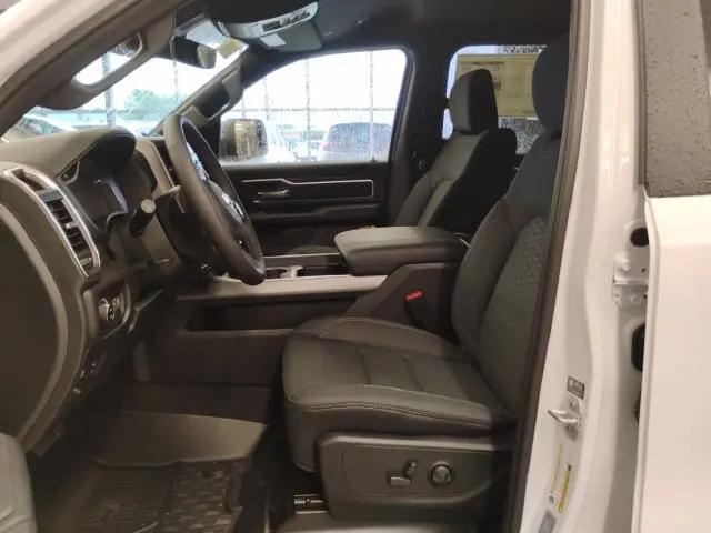 2026 Ram 1500 Big Horn Crew Cab 4x4 64 Box