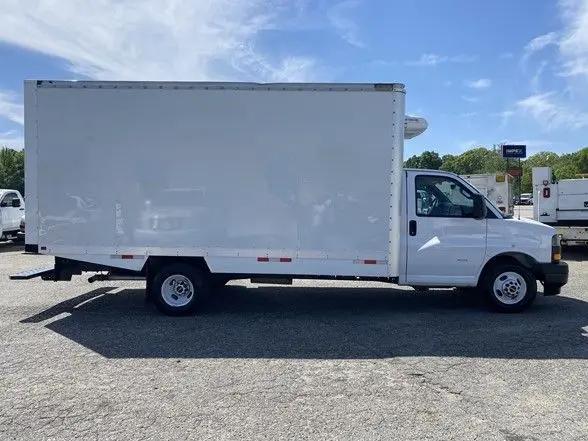 2024 GMC Savana Cutaway Work Van