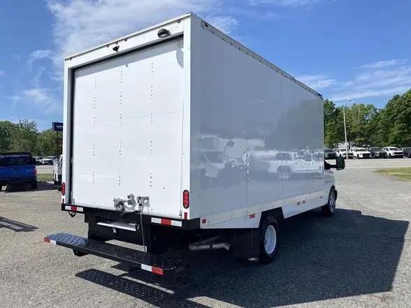 2024 GMC Savana Cutaway Work Van