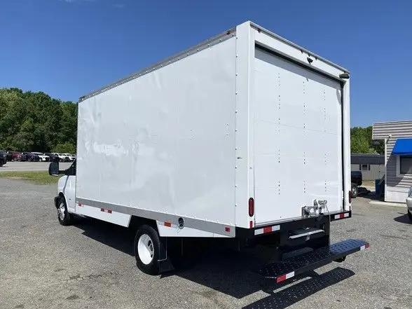 2024 GMC Savana Cutaway Work Van