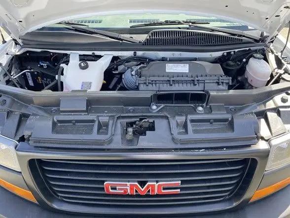 2024 GMC Savana Cutaway Work Van