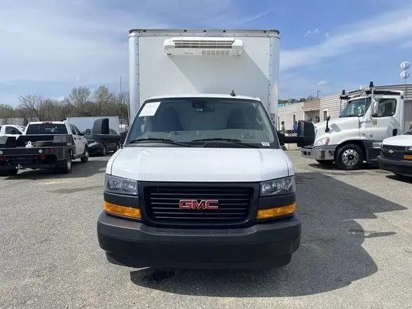 2024 GMC Savana Cutaway Work Van