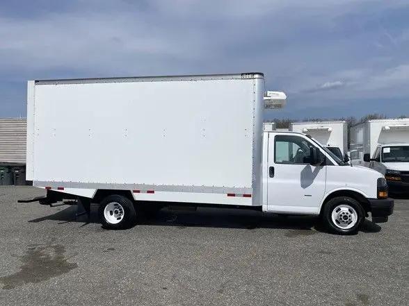2024 GMC Savana Cutaway Work Van