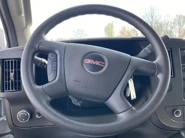 2024 GMC Savana Cutaway Work Van