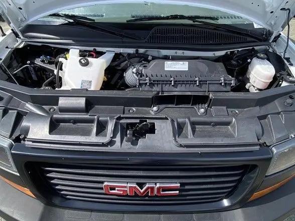 2024 GMC Savana Cutaway Work Van